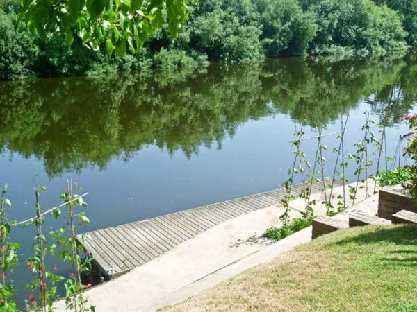 Severn Bank Lodge Shrawley 外观 照片
